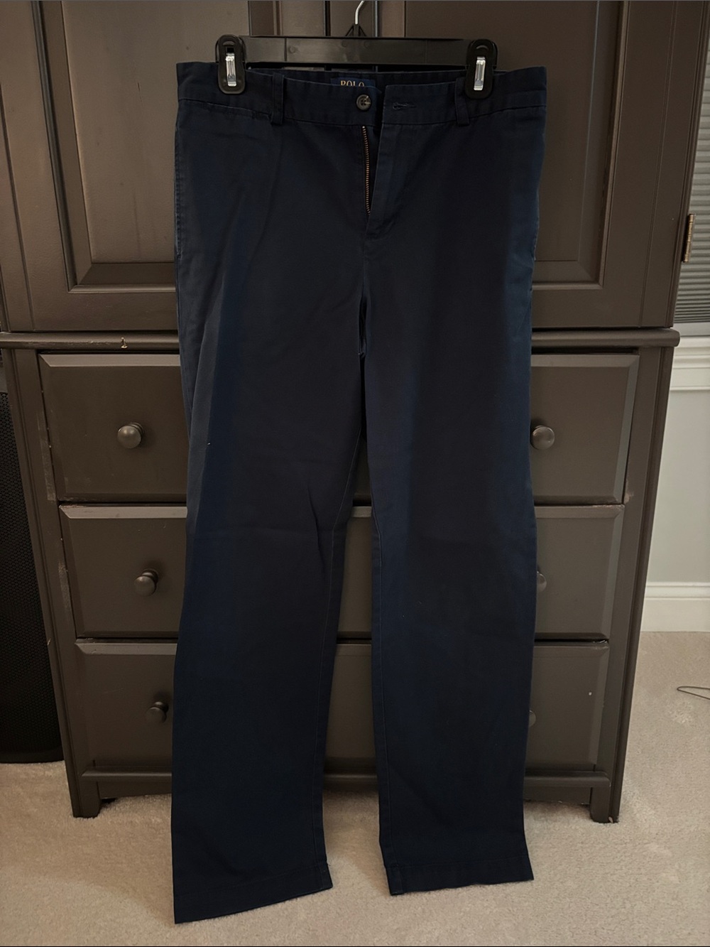 Ralph Lauren Boy’s Navy Pants
Size: 20
Length: 29 Inch